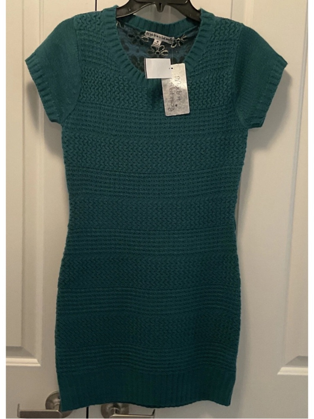 Women’s “Made For Me To Look Amazing” Sleeveless Sweater Dress Size M NWTs